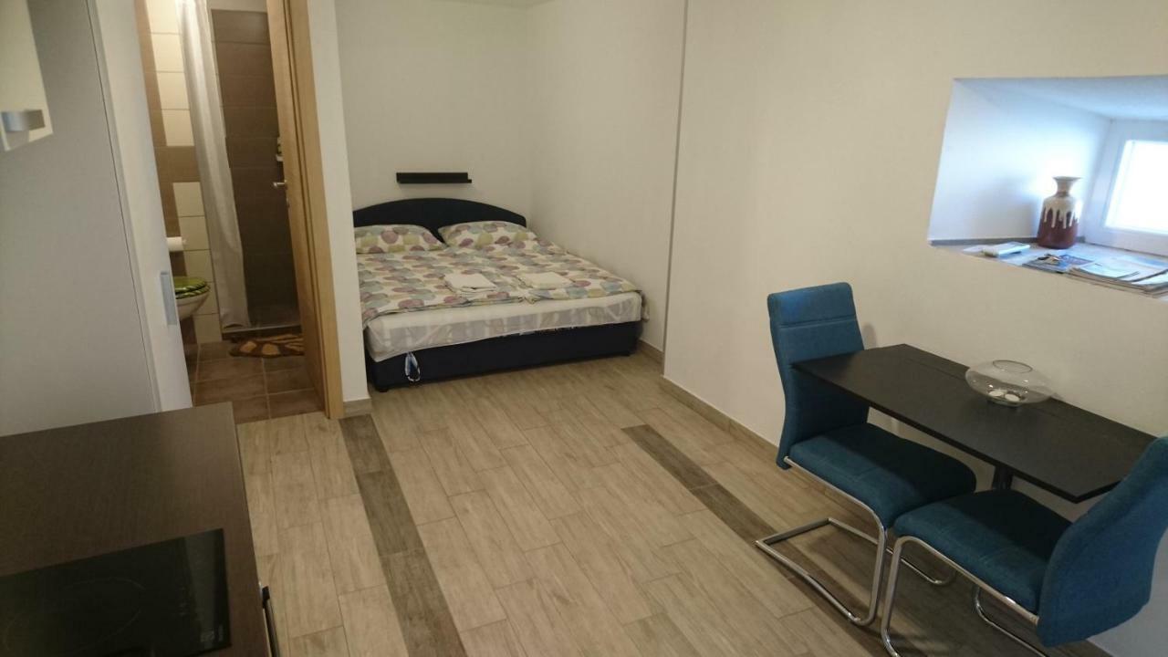 Apartment Grosek Pobegi Exterior photo